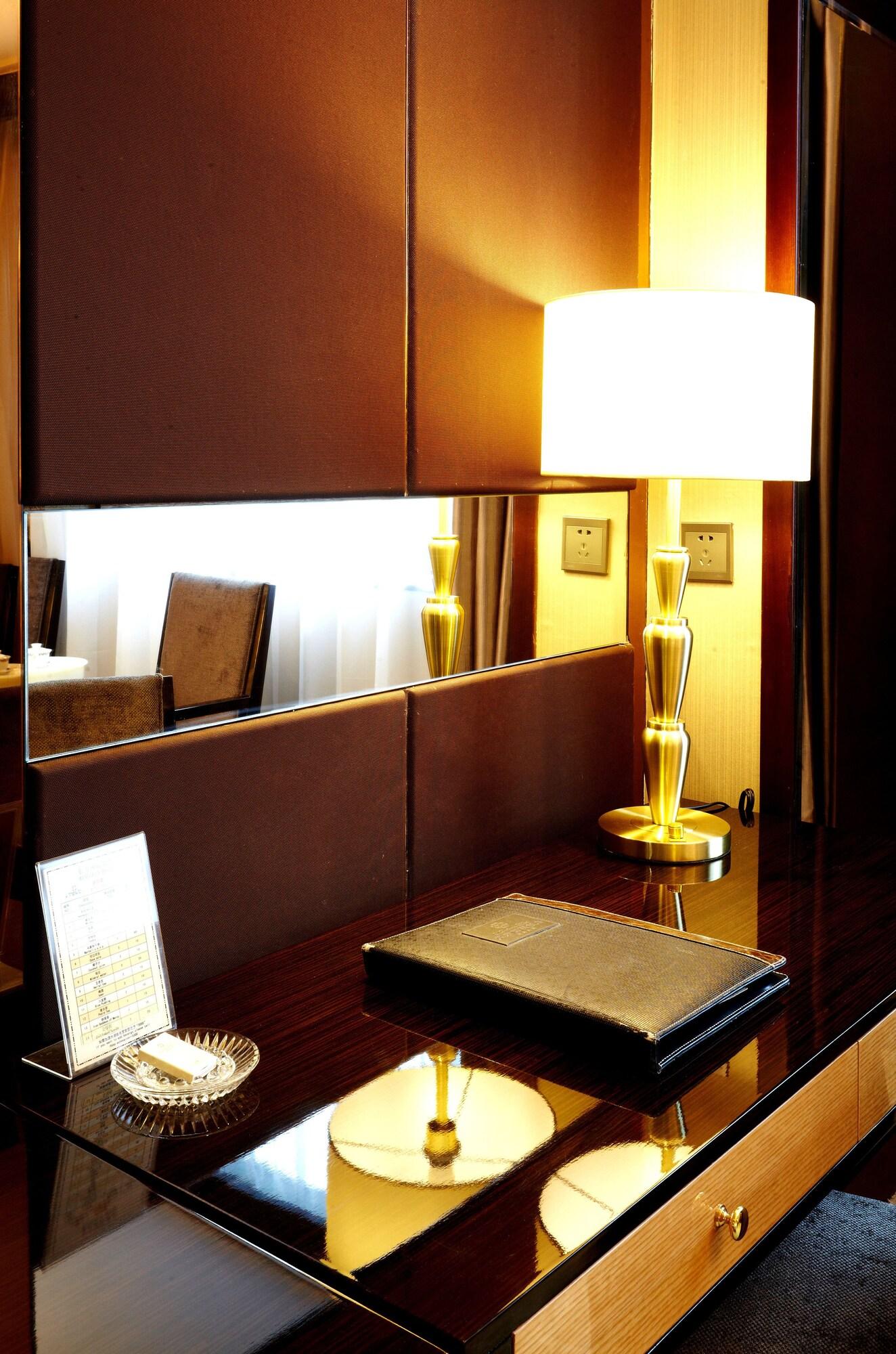 Mandarin Hotel Kanton Exterior foto