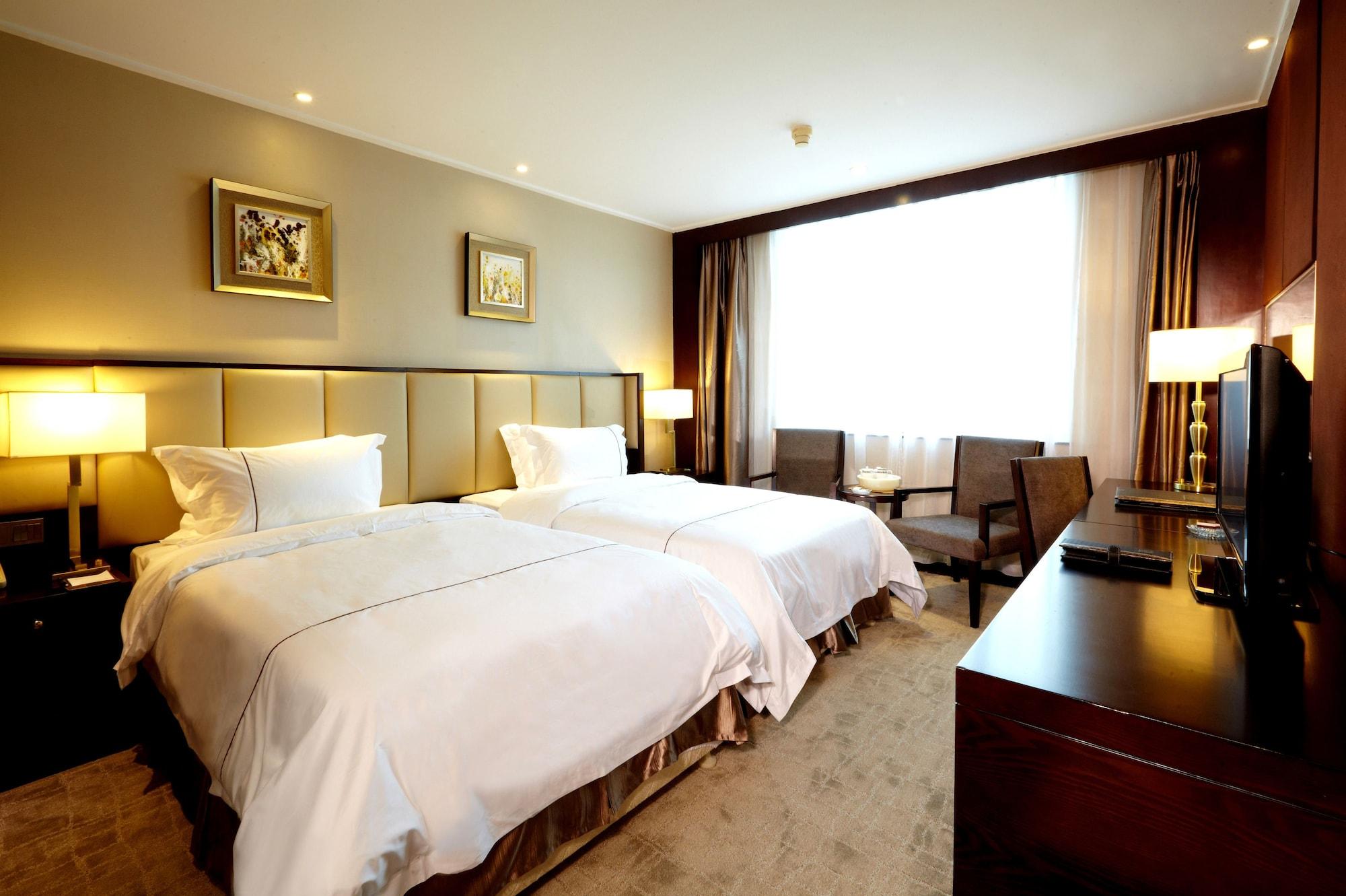 Mandarin Hotel Kanton Exterior foto