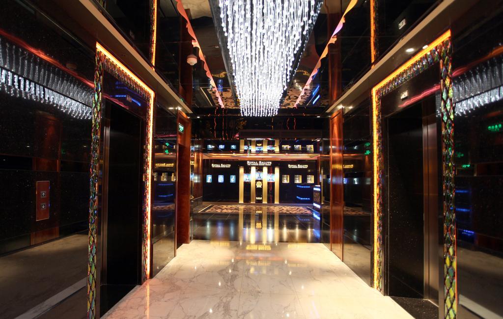 Mandarin Hotel Kanton Exterior foto