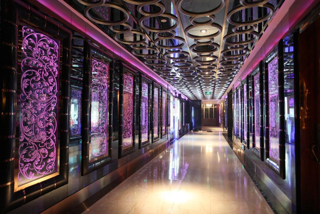 Mandarin Hotel Kanton Exterior foto